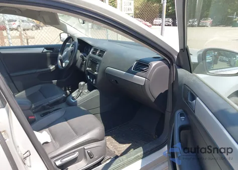 2014 Volkswagen Jetta 1.8T Se из США, поврежденный, VIN 3VWD17AJ0EM420731